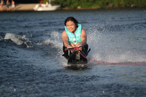 water skiier